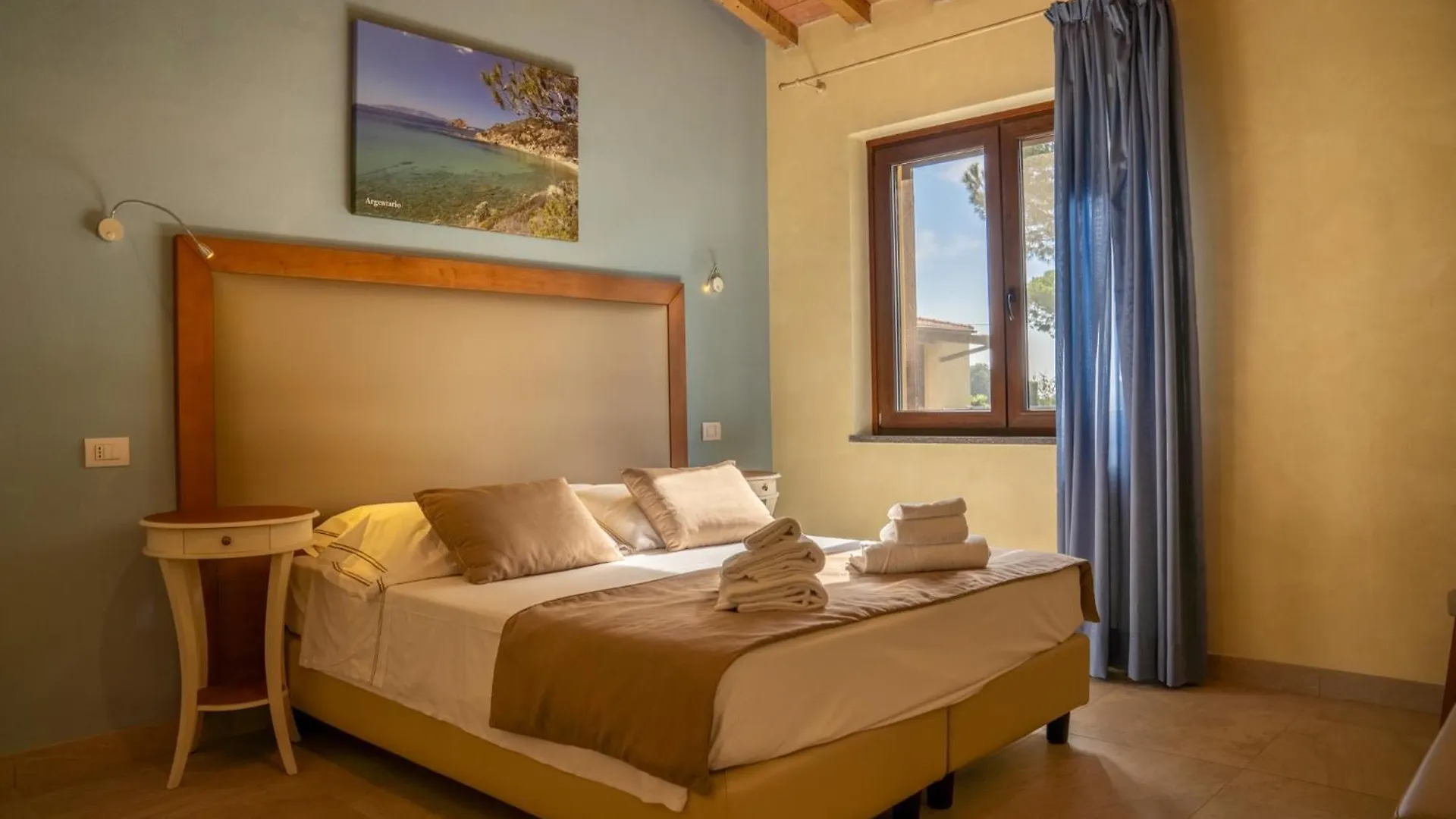 ***  Resort Capalbio Italia